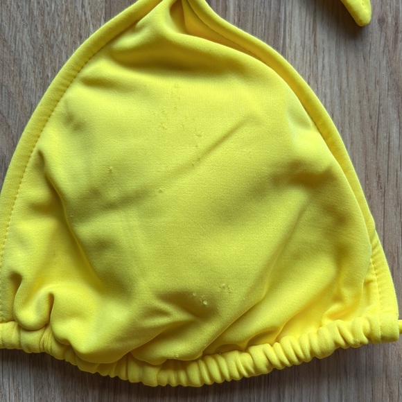 Kirra yellow two piece bathing suit bikini - Picture 6 of 7